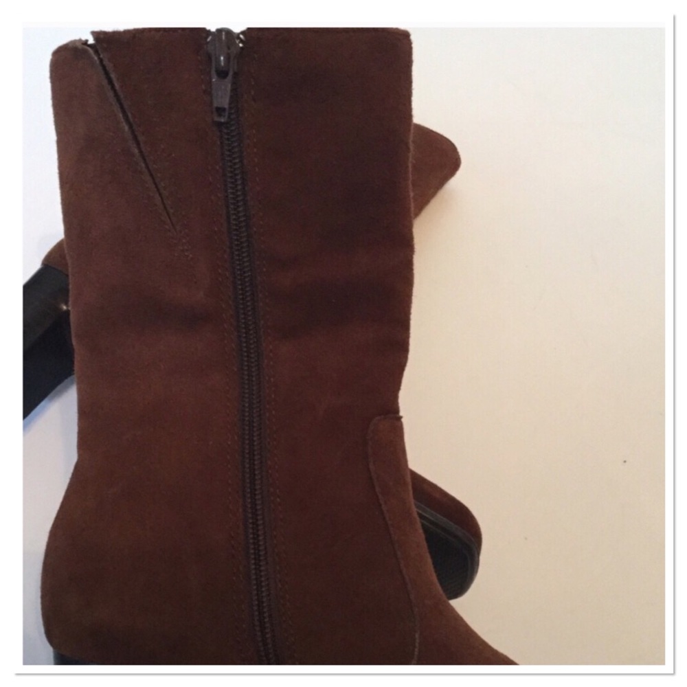 White Mountain Suede Boots View 3